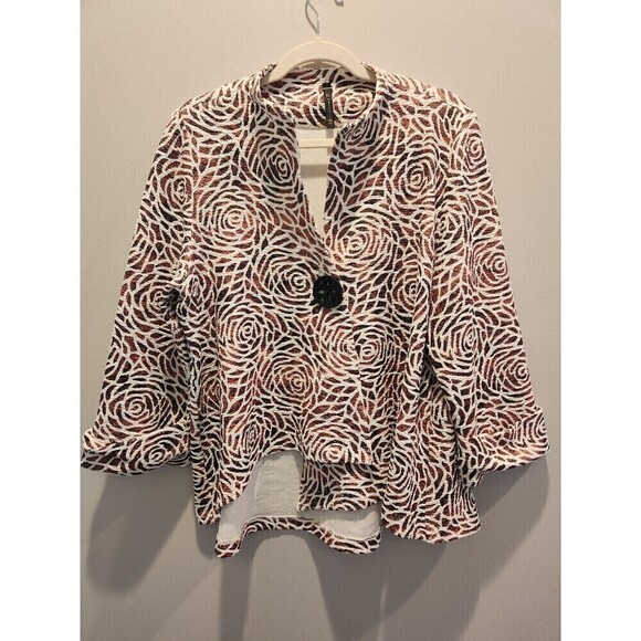 IC by Connie K Jackets & Blazers - IC  By Connie K Jacket Asymmetrical Hem 3/4 Cuffed Sleeve One Button Sz L Floral